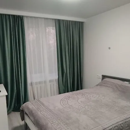 24 На 24, 2 Спальни - Аэропорт Chisinau Exterior photo
