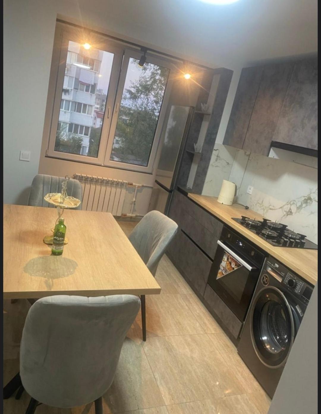 Apartamento 24 на 24, 2 спальни - аэропорт Chişinău